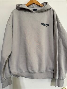 White Fox Light Gray Embroidered Hoodie L/XL